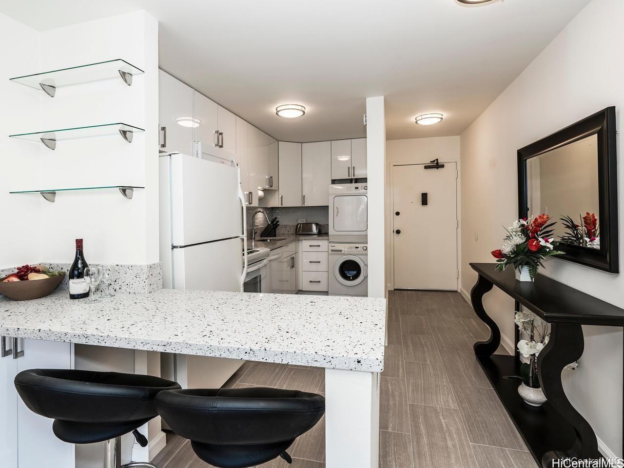 2345 Ala Wai Boulevard  Unit 1101