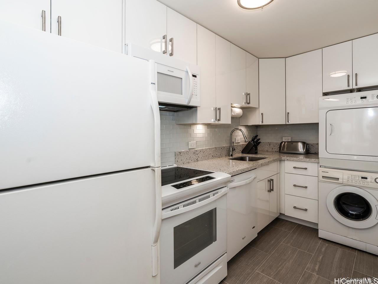 2345 Ala Wai Boulevard  Unit 1101