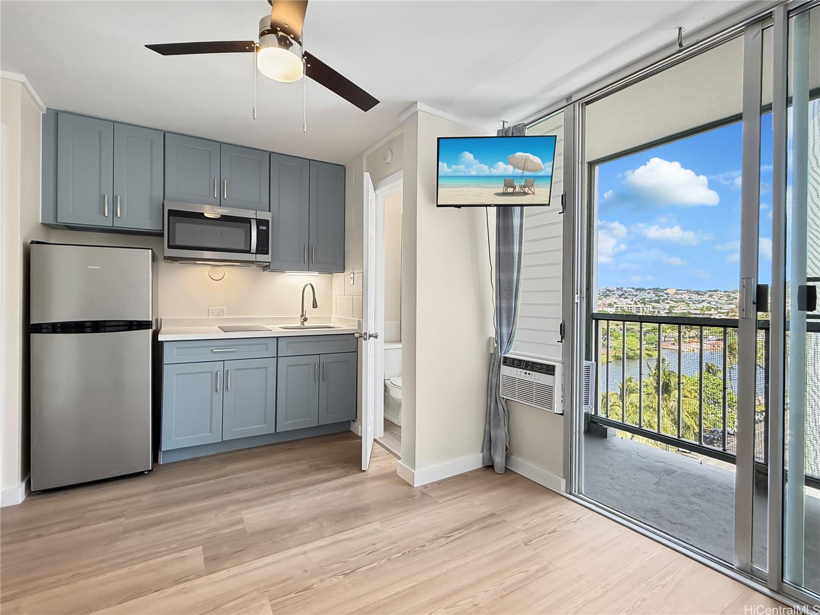 2509 Ala Wai Boulevard 902