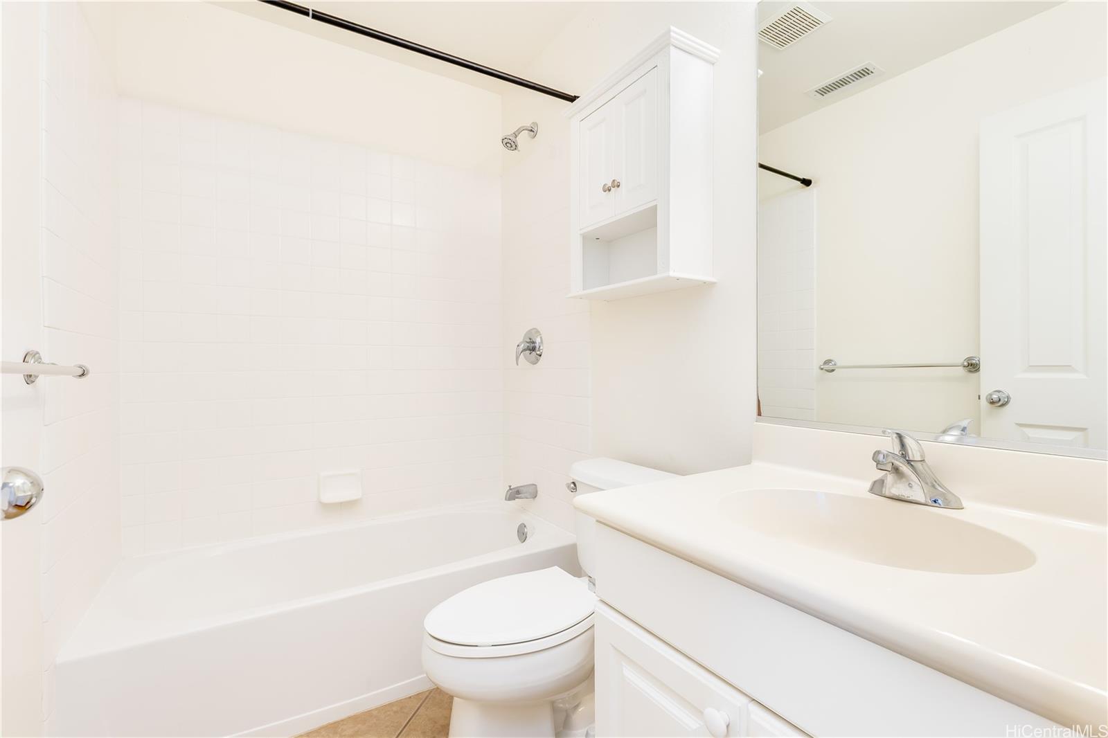 91-1009 Kaipalaoa Street  Unit 305
