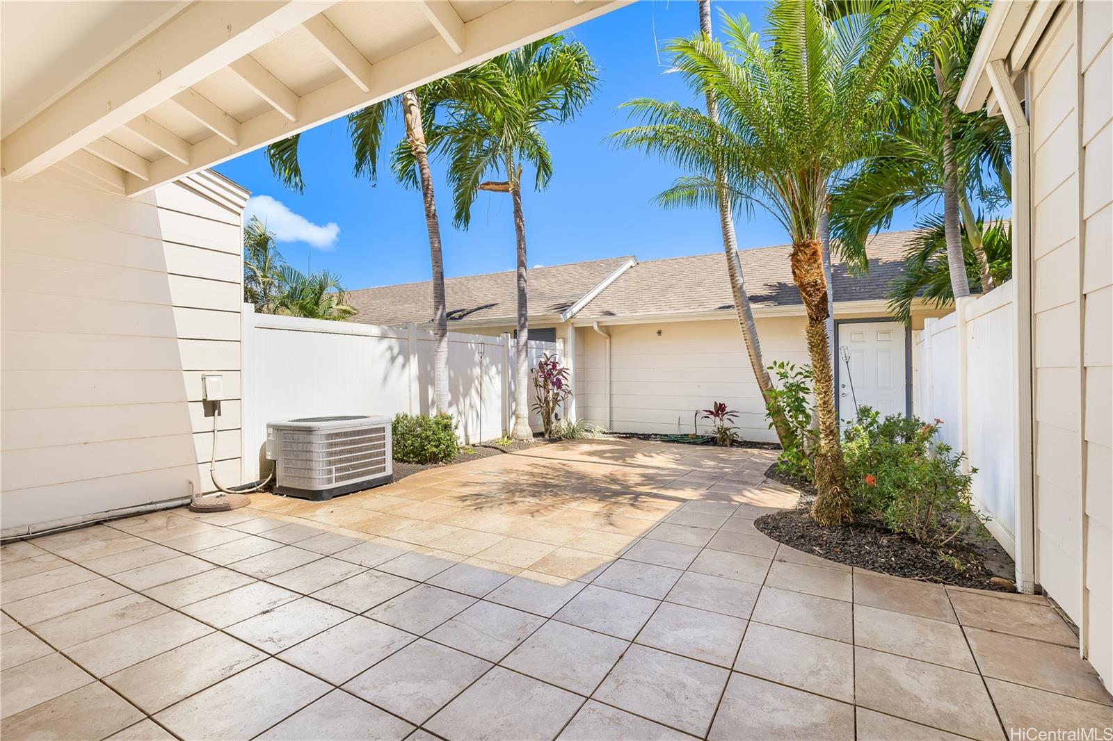 91-1009 Kaipalaoa Street  Unit 305