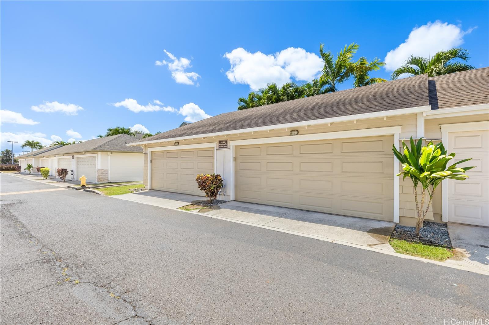 91-1009 Kaipalaoa Street  Unit 305