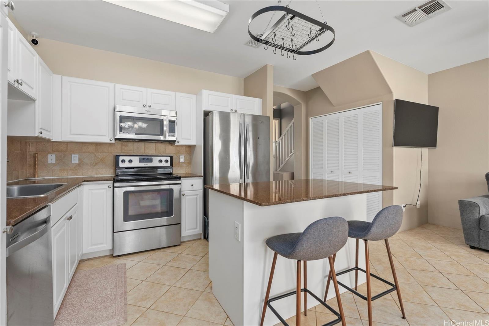 91-1040 Kaileolea Drive  Unit DD3