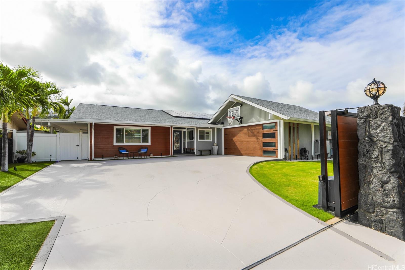 654 Lunalilo Home Road 206