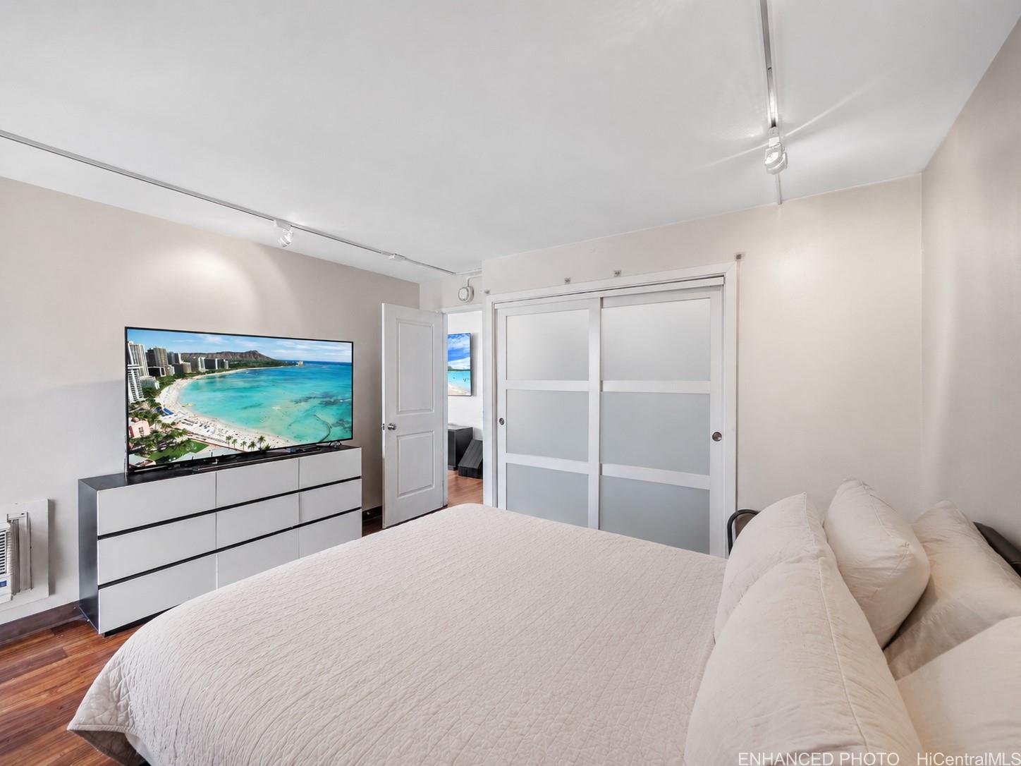 2410 Cleghorn Street  Unit 2803