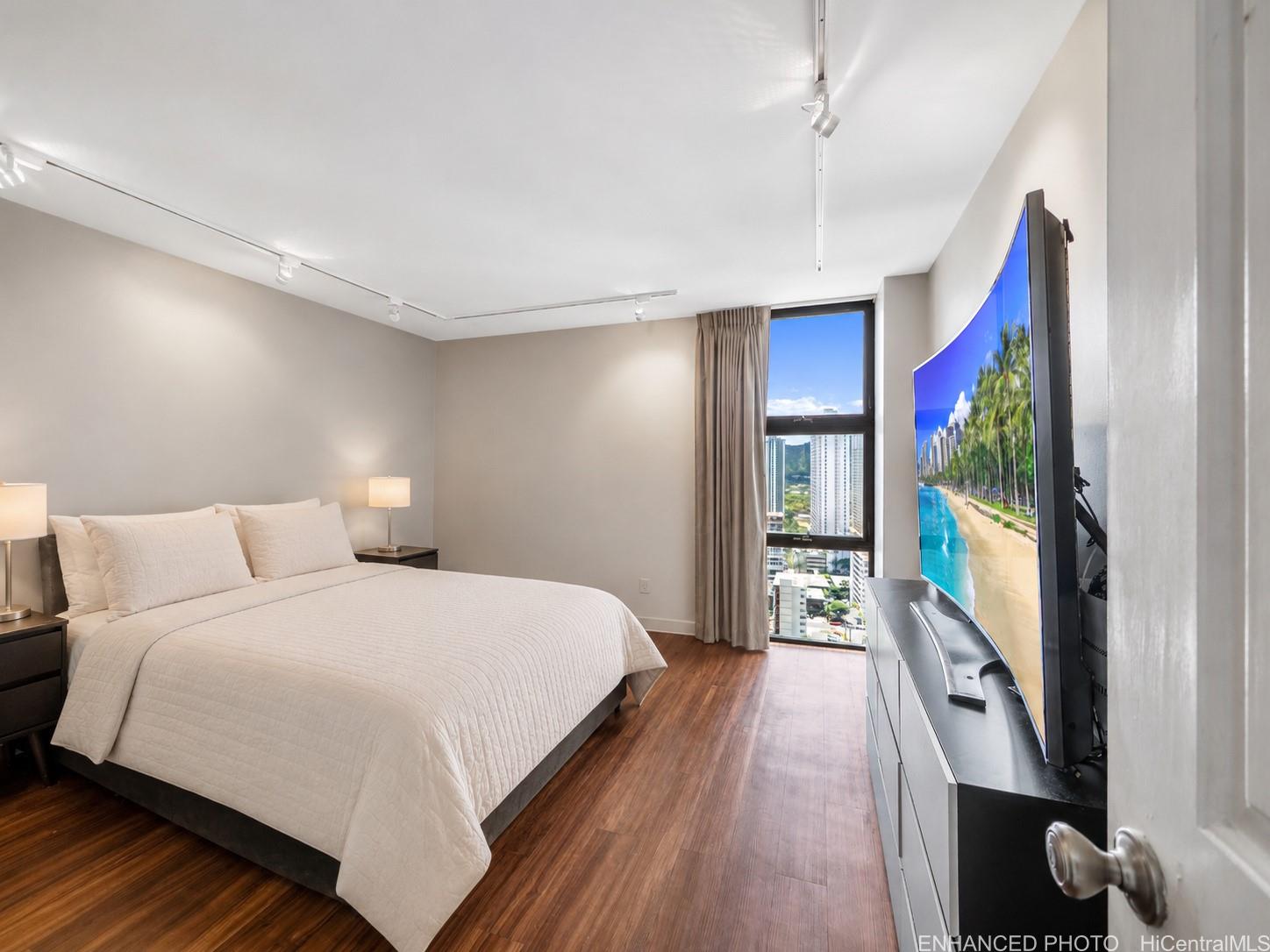 2410 Cleghorn Street  Unit 2803