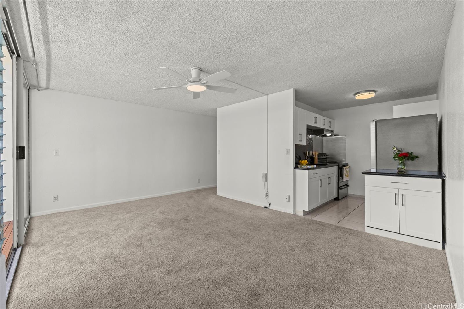 Photo 11 of 20
