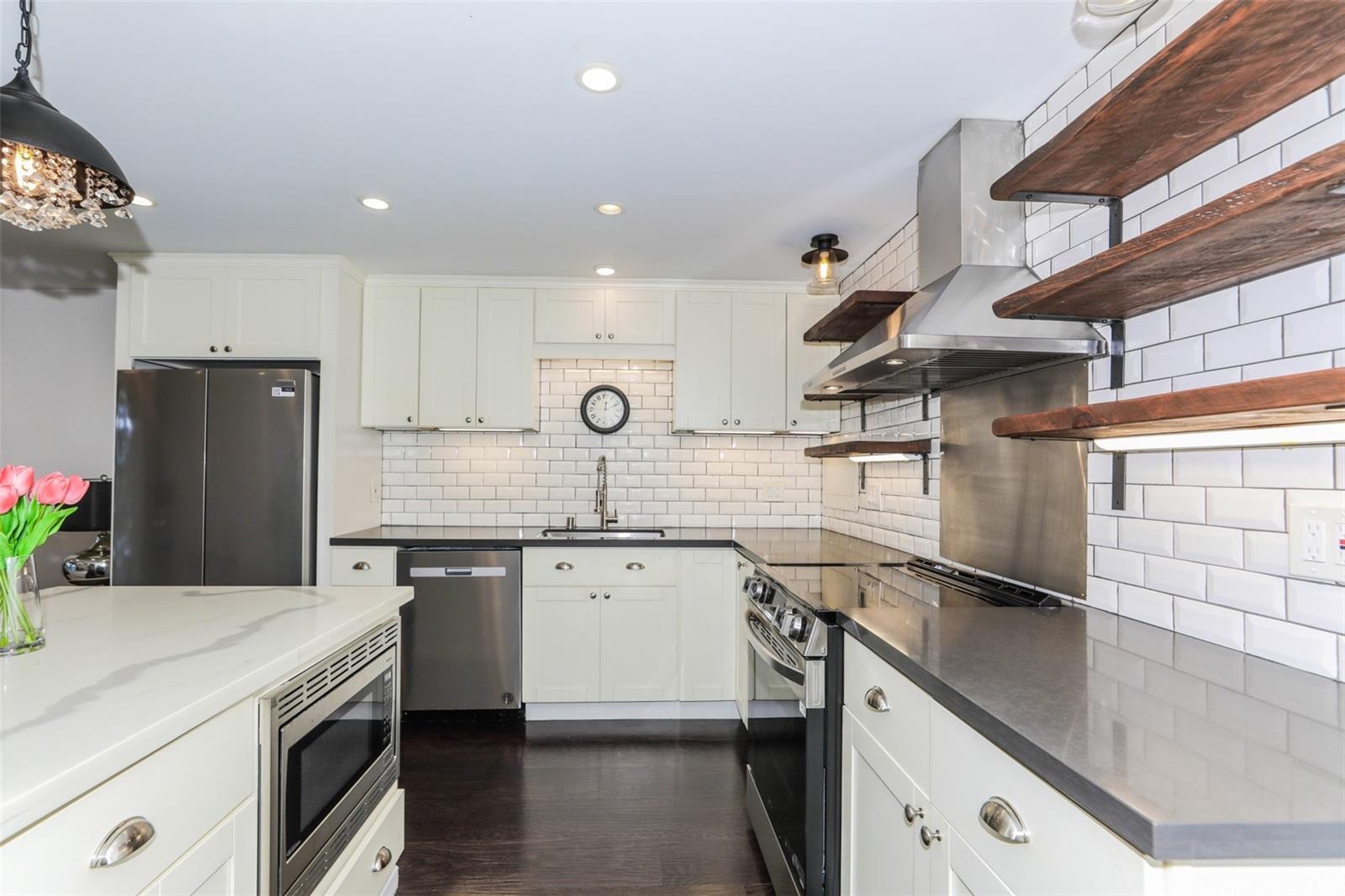 1830 Wilikina Drive  Unit 201