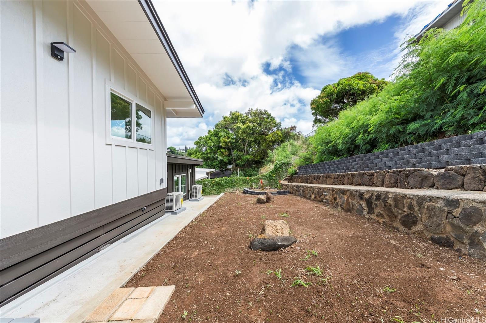 1468 Onipaa Street