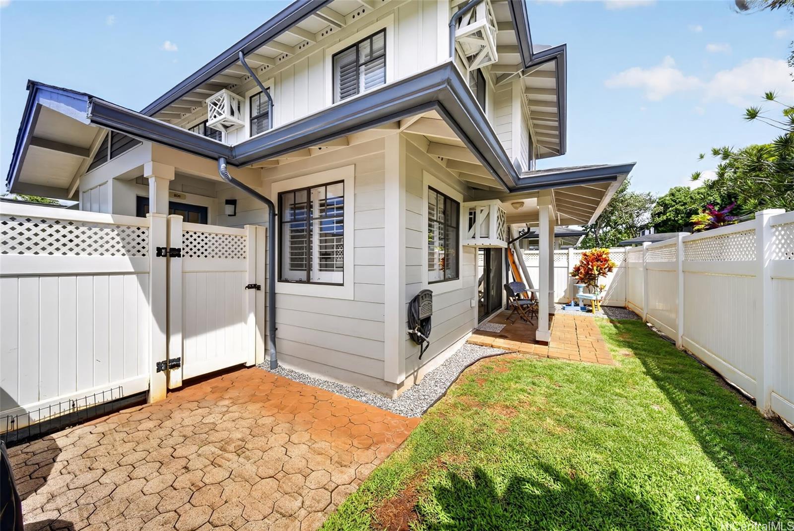 95-937 Ukuwai Street  Unit 806