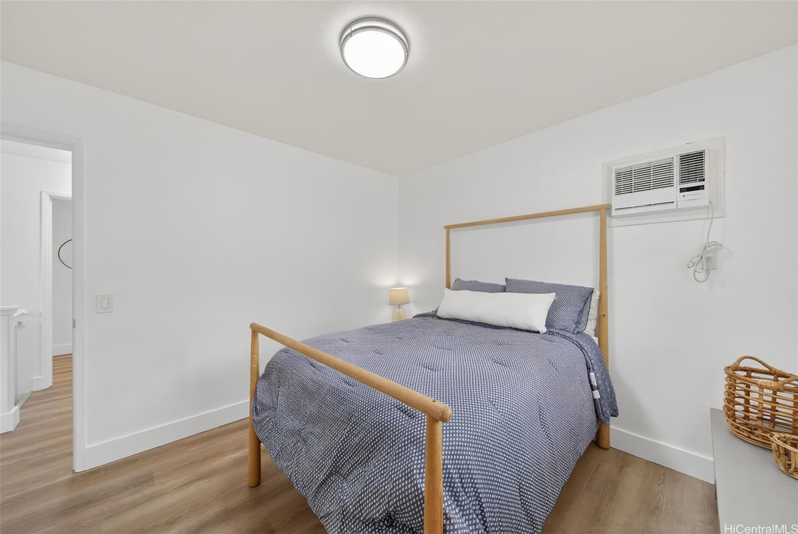 95-937 Ukuwai Street  Unit 806