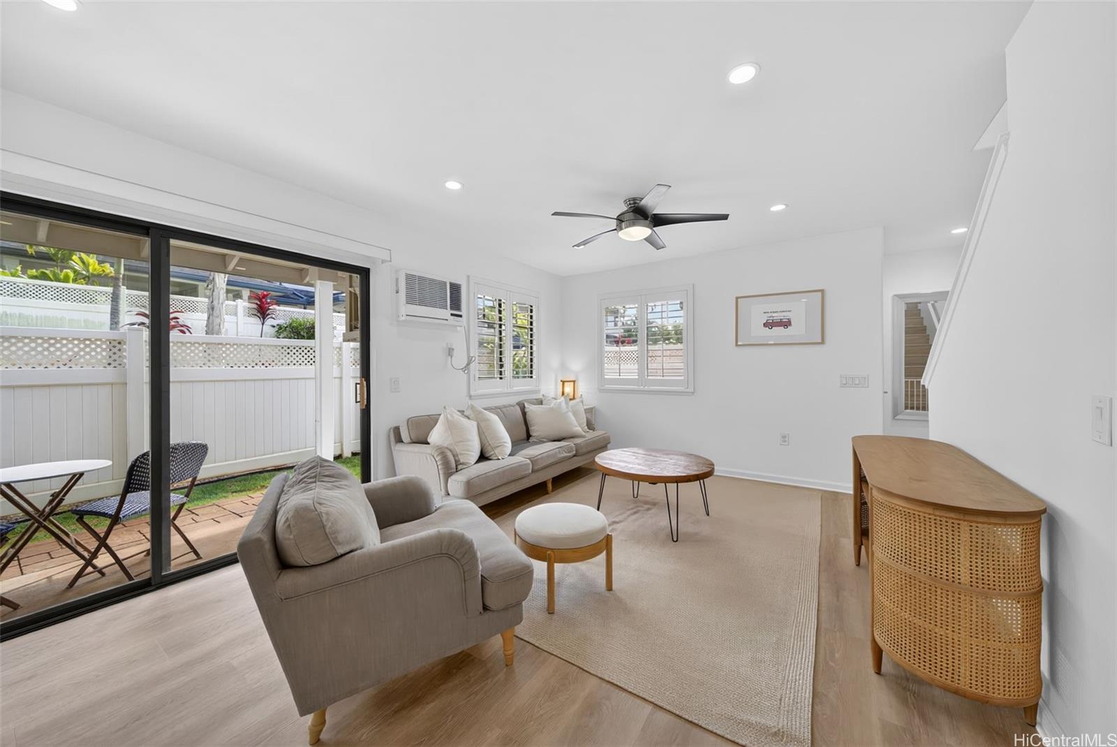 95-937 Ukuwai Street  Unit 806