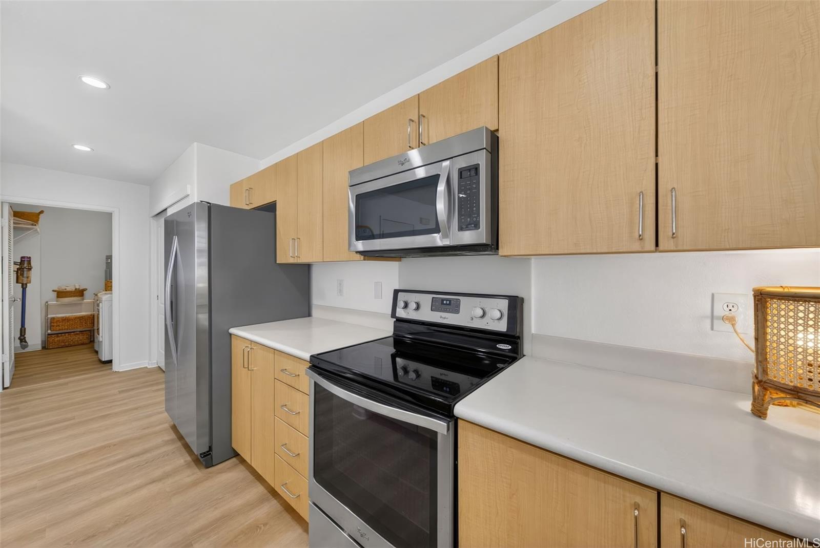 95-937 Ukuwai Street  Unit 806
