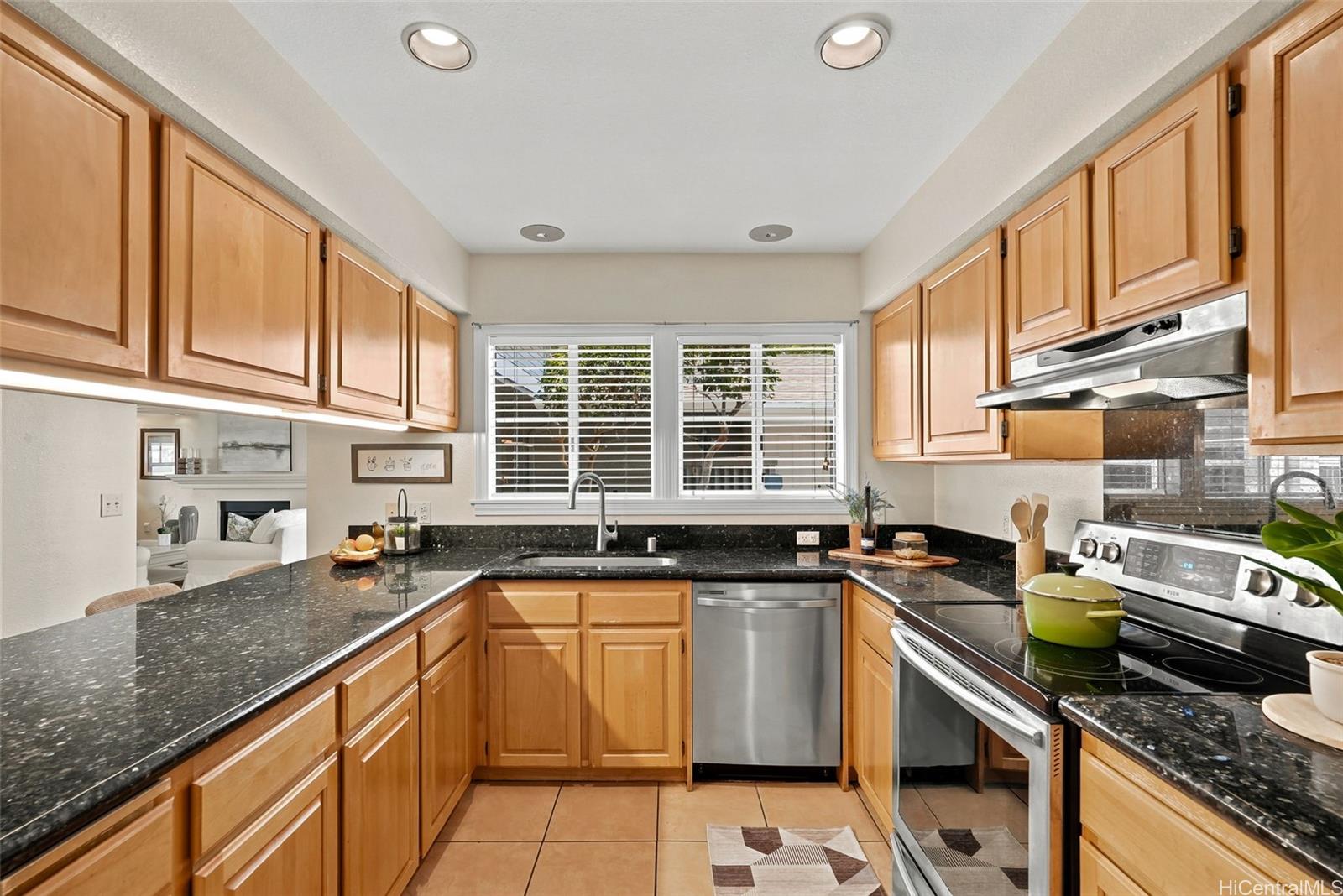 95-1529 Ainamakua Drive  Unit 58