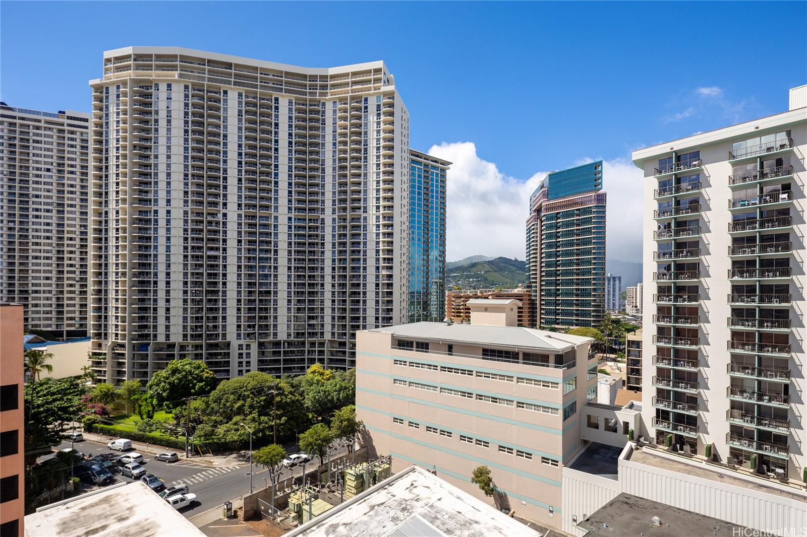 1920 Ala Moana Boulevard  Unit 908