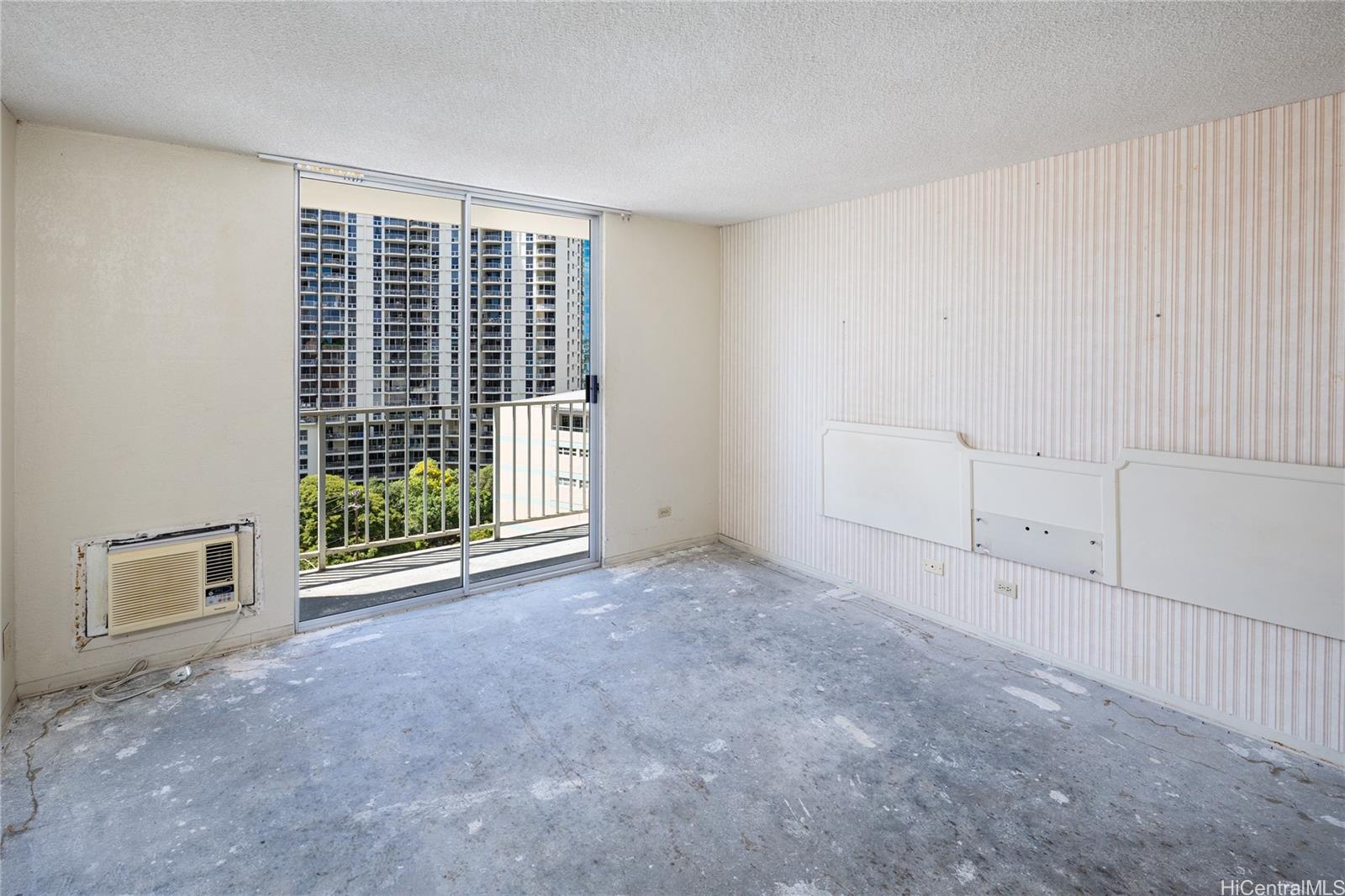 1920 Ala Moana Boulevard  Unit 908