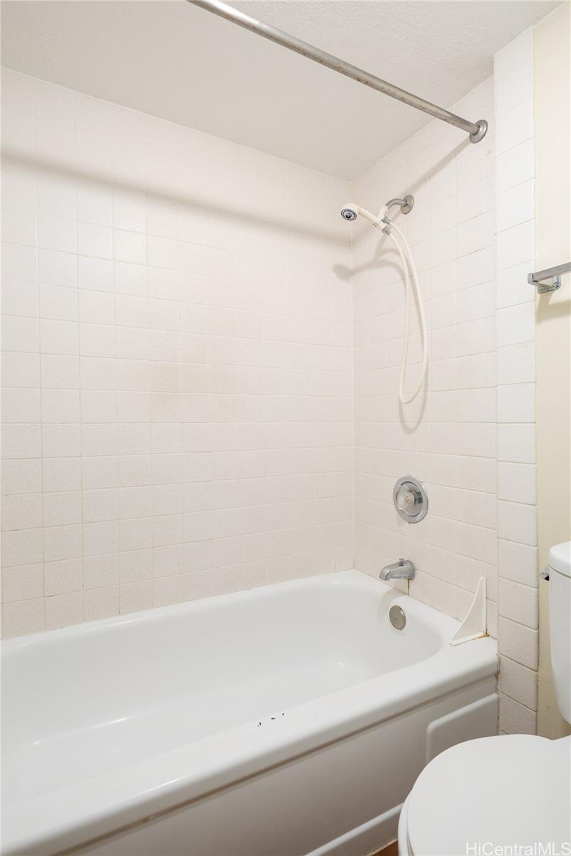 1920 Ala Moana Boulevard  Unit 908
