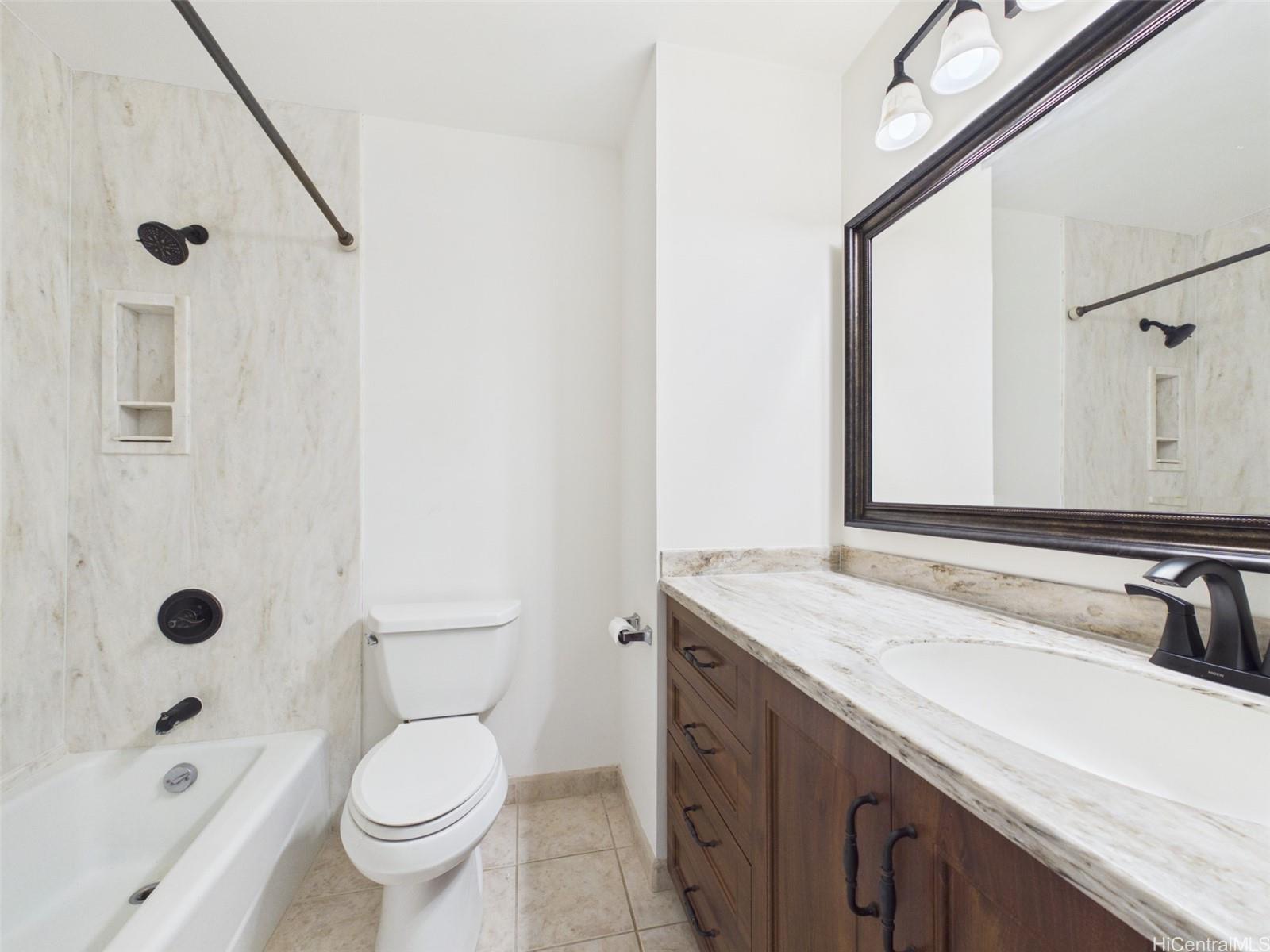 1015 Aoloa Place  Unit 451