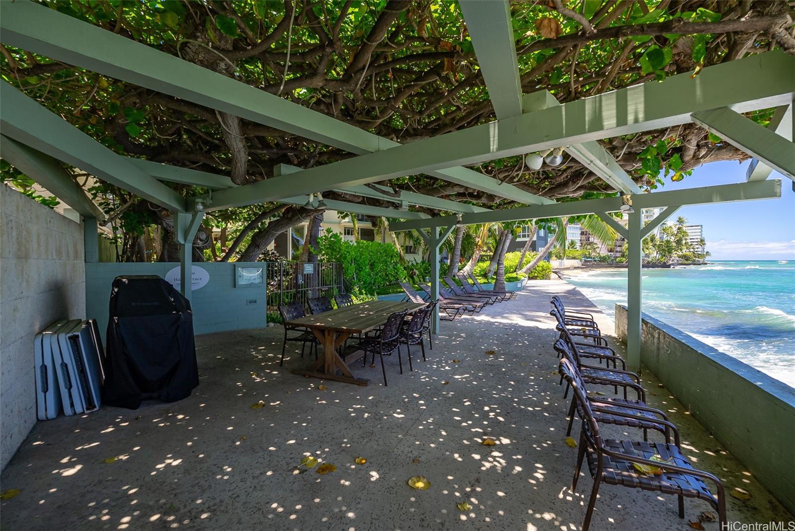 2943 Kalakaua Avenue  Unit 707