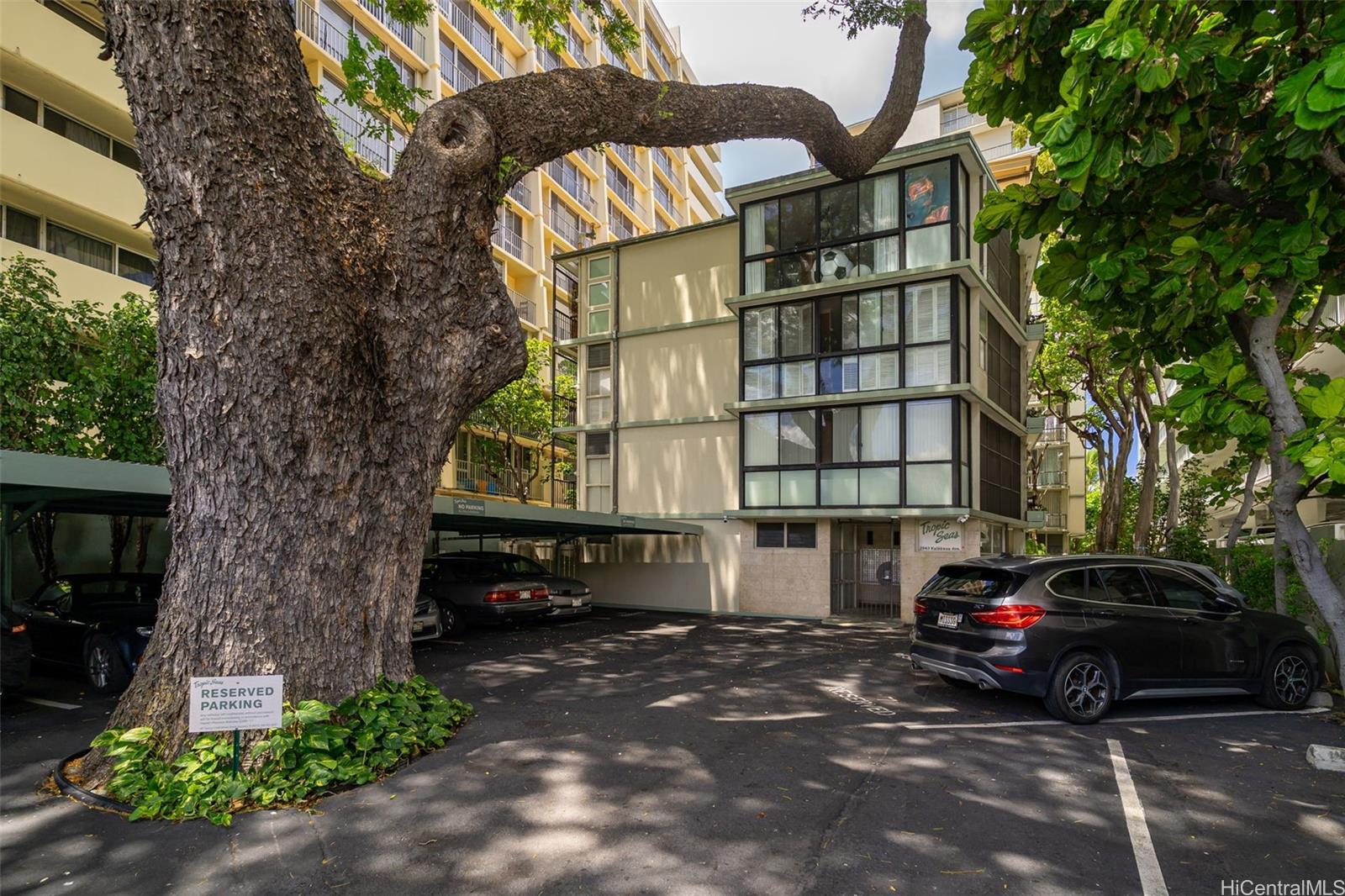 2943 Kalakaua Avenue  Unit 707
