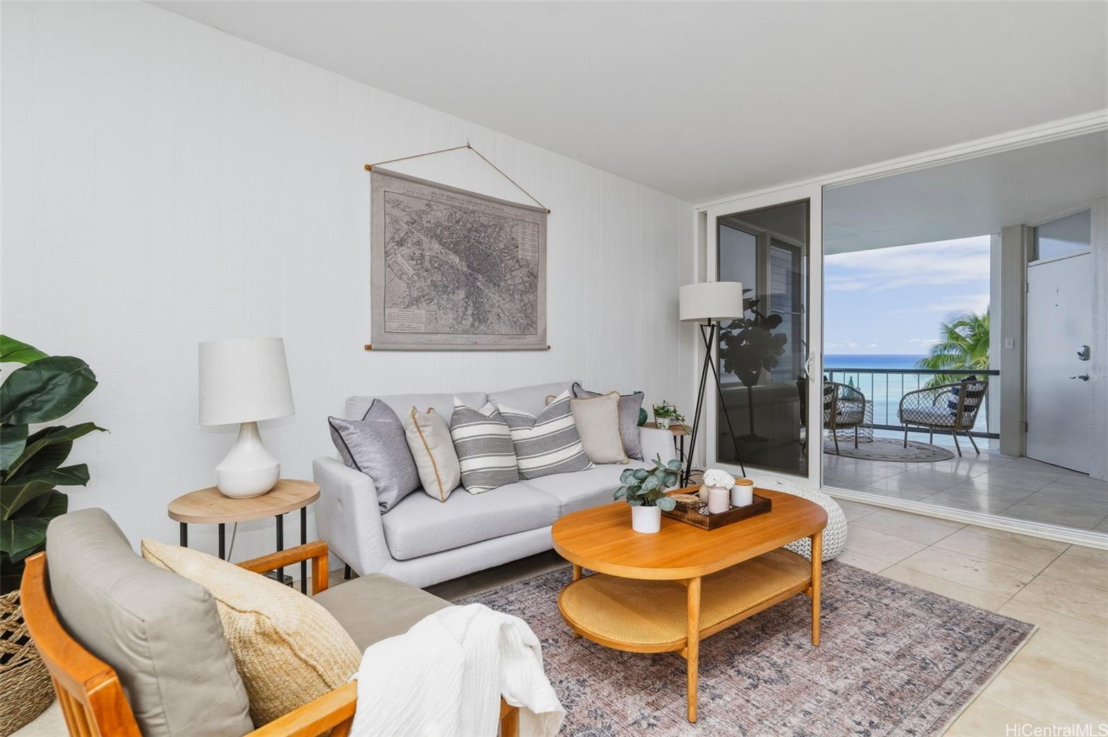 2943 Kalakaua Avenue  Unit 707