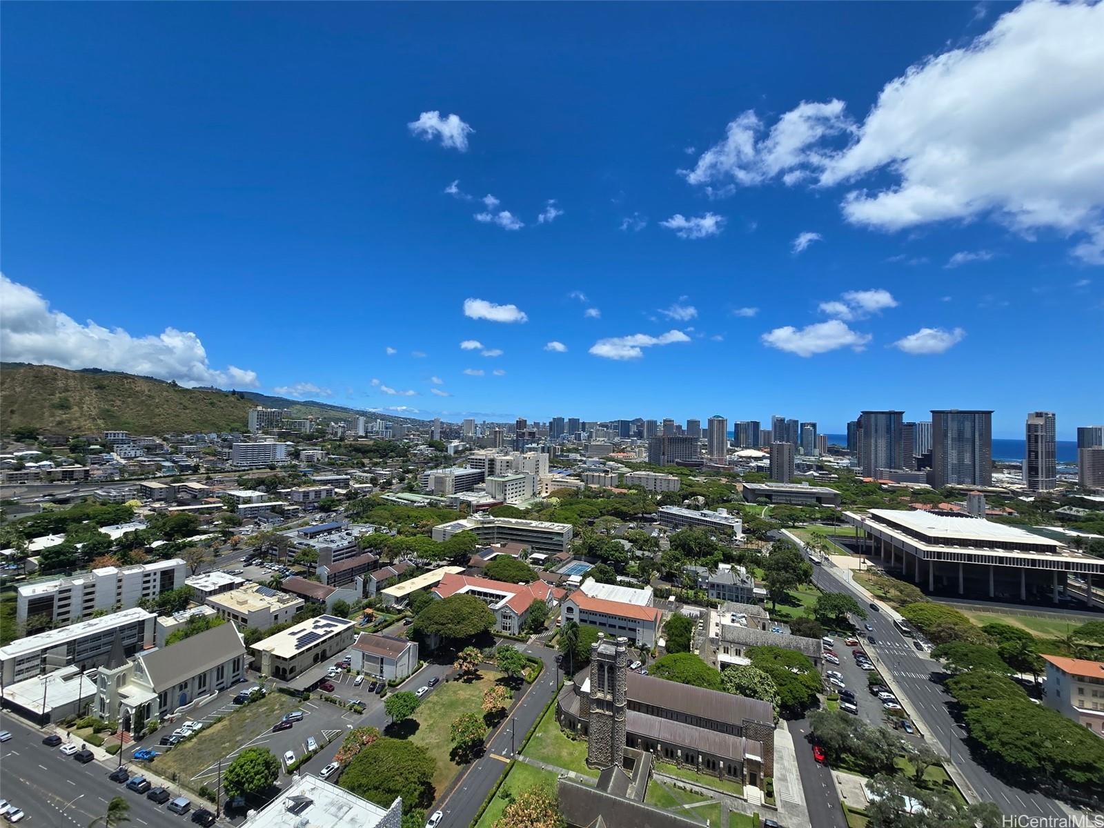 Photo 13 of 16