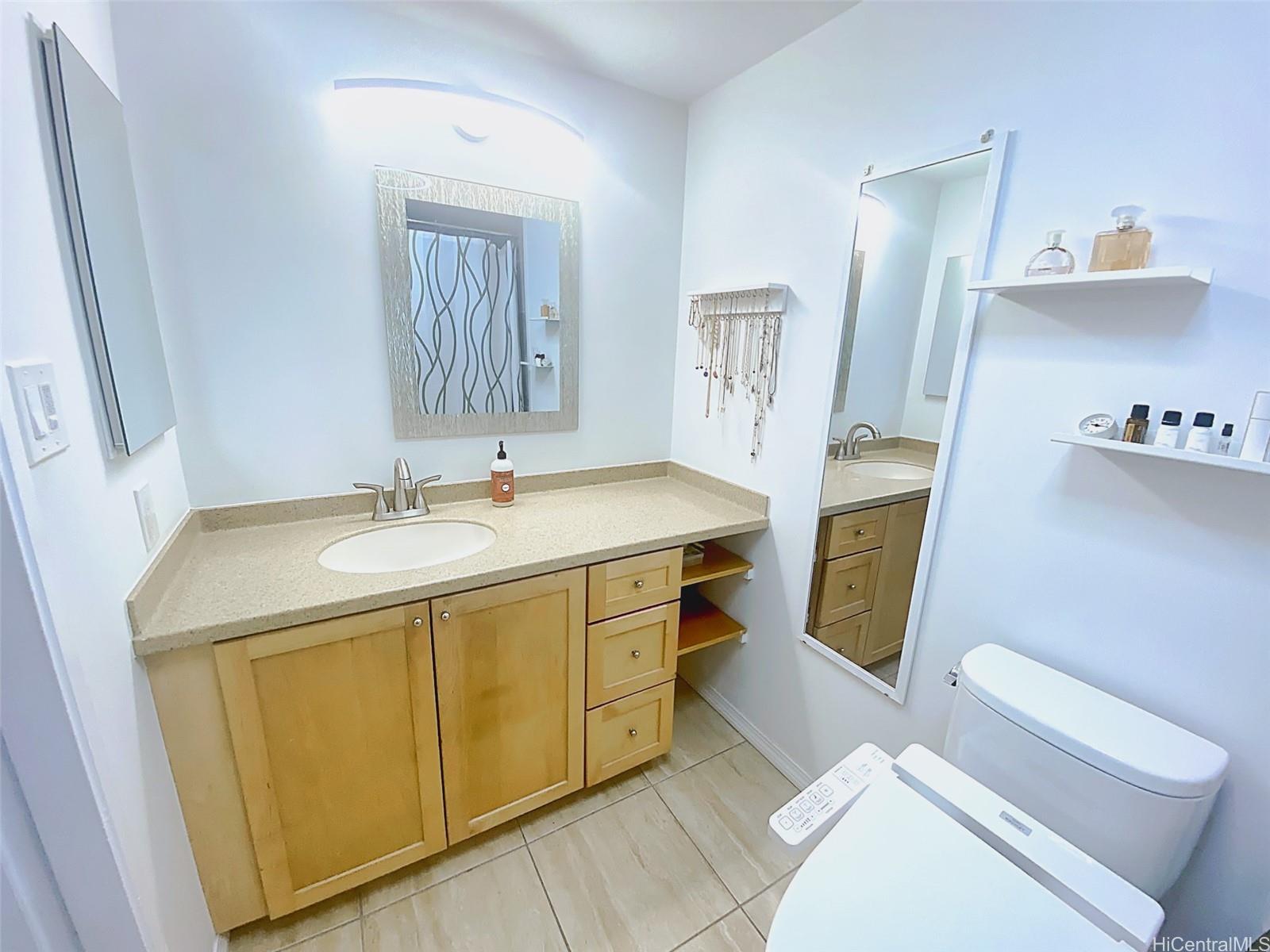 3138 Waialae Avenue  Unit 904