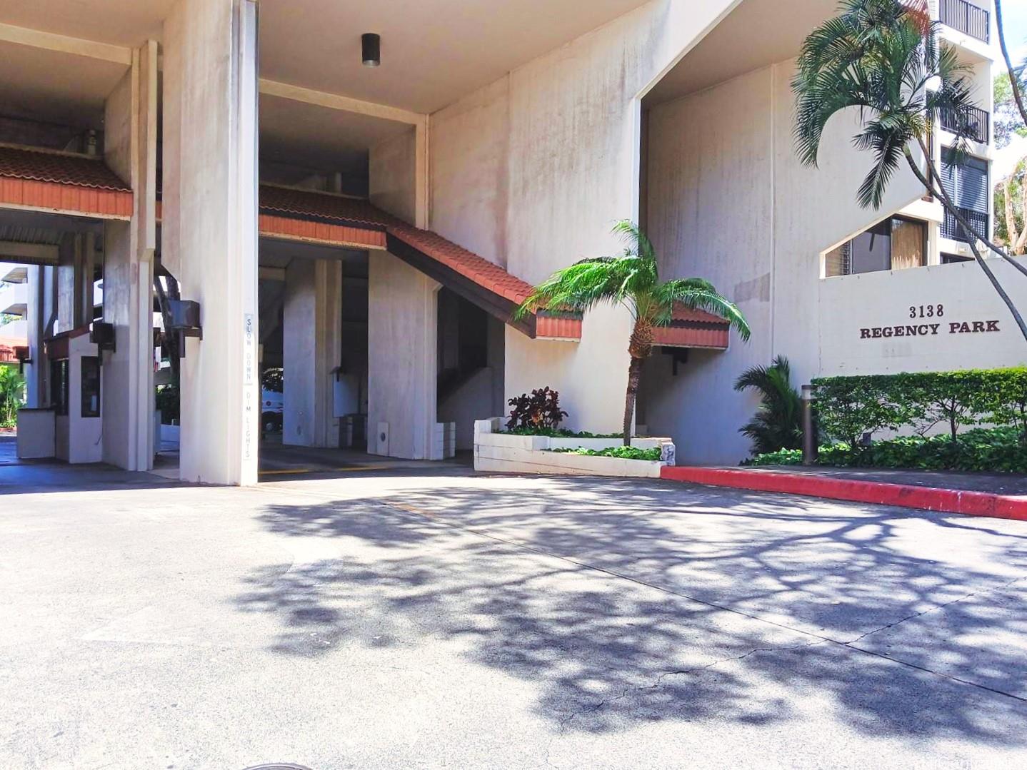 3138 Waialae Avenue  Unit 904