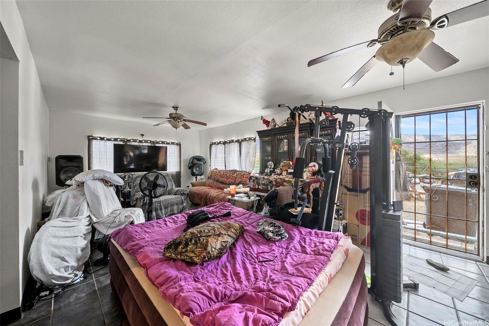 87-570 Hakimo Road