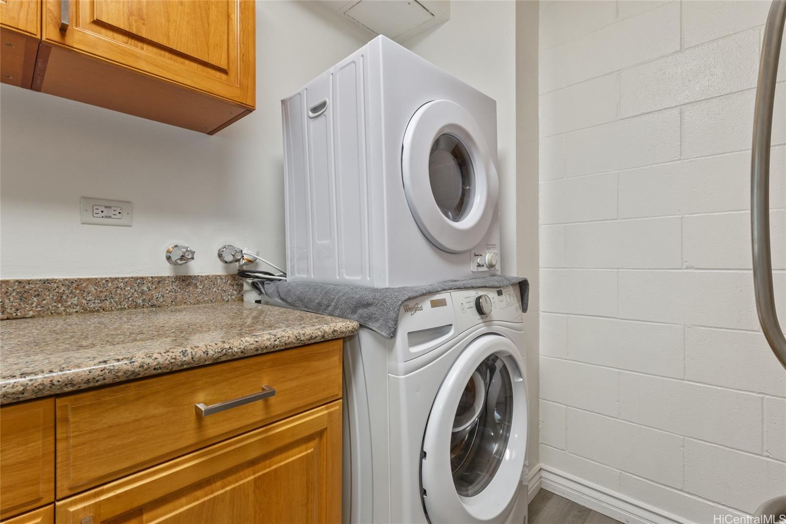 1260 Richard Lane  Unit 614