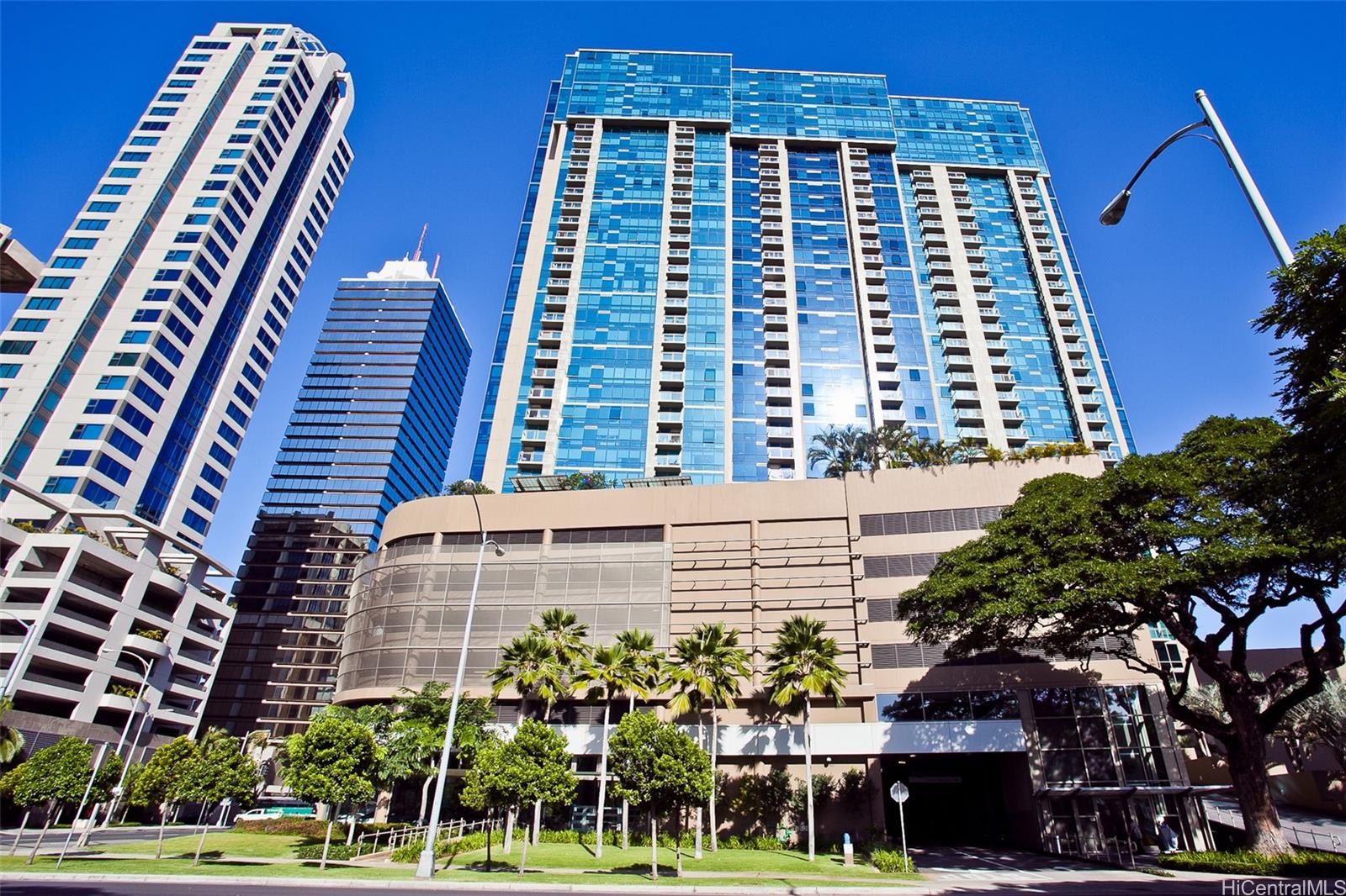 1200 Queen Emma Street 2302