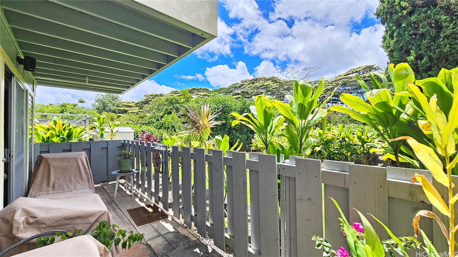 95-1050 Makaikai Street  Unit 25F