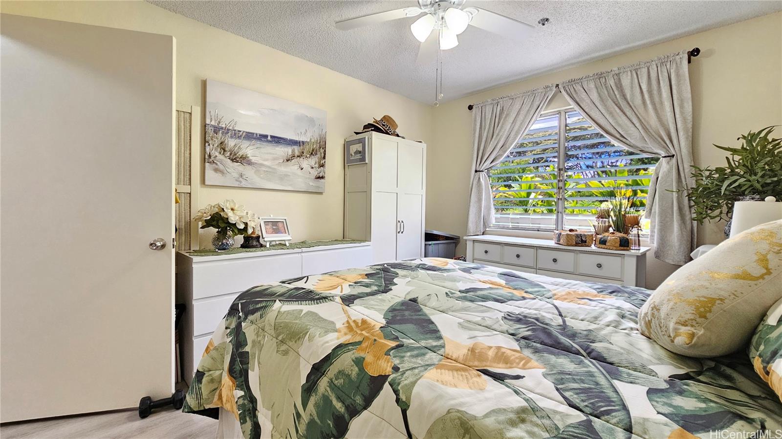 95-1050 Makaikai Street  Unit 25F