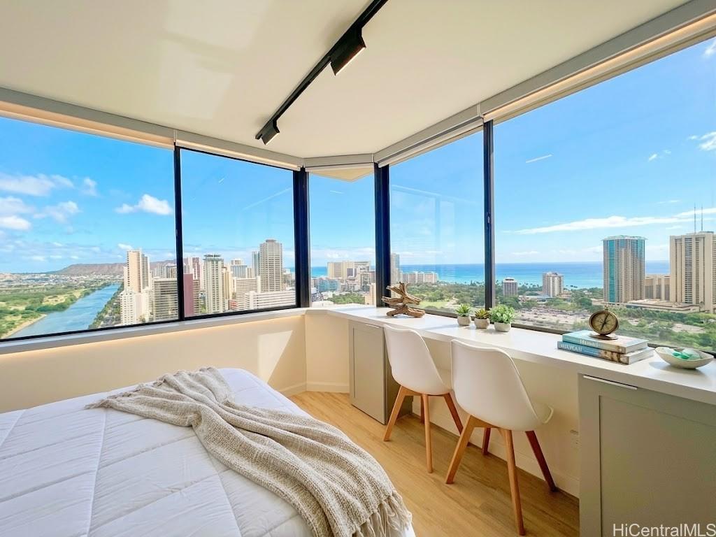 444 Niu Street 3303