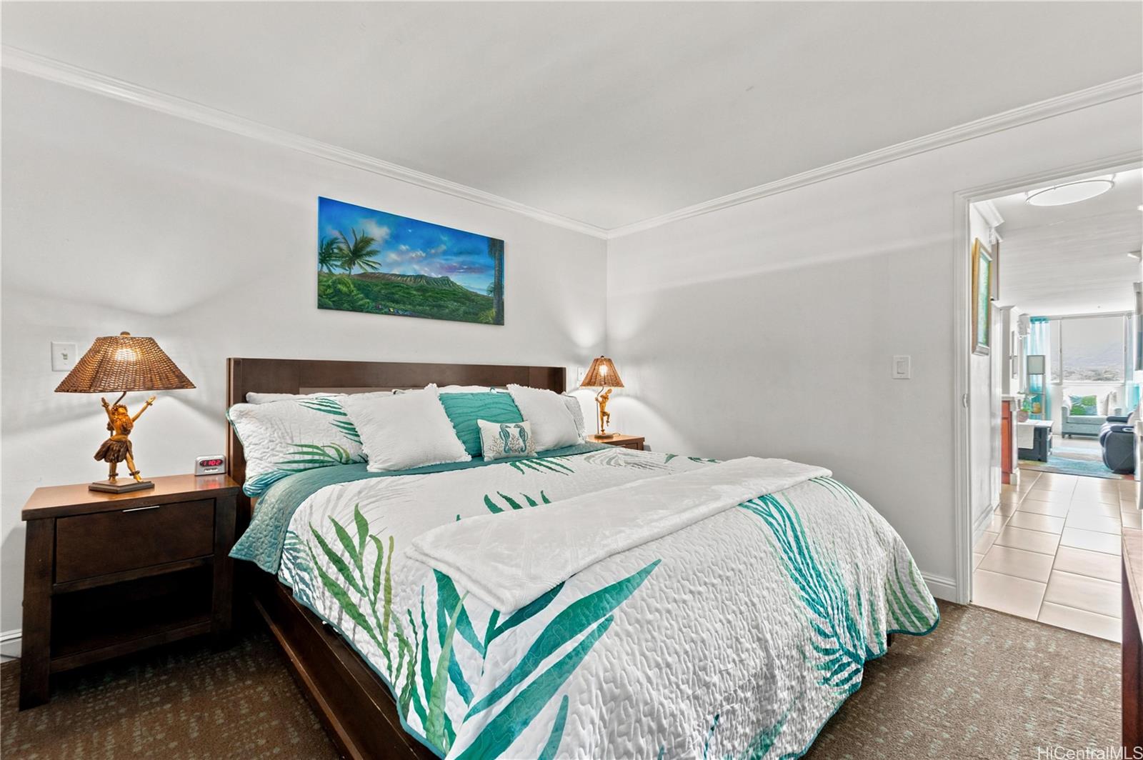 2611 Ala Wai Boulevard  Unit 706