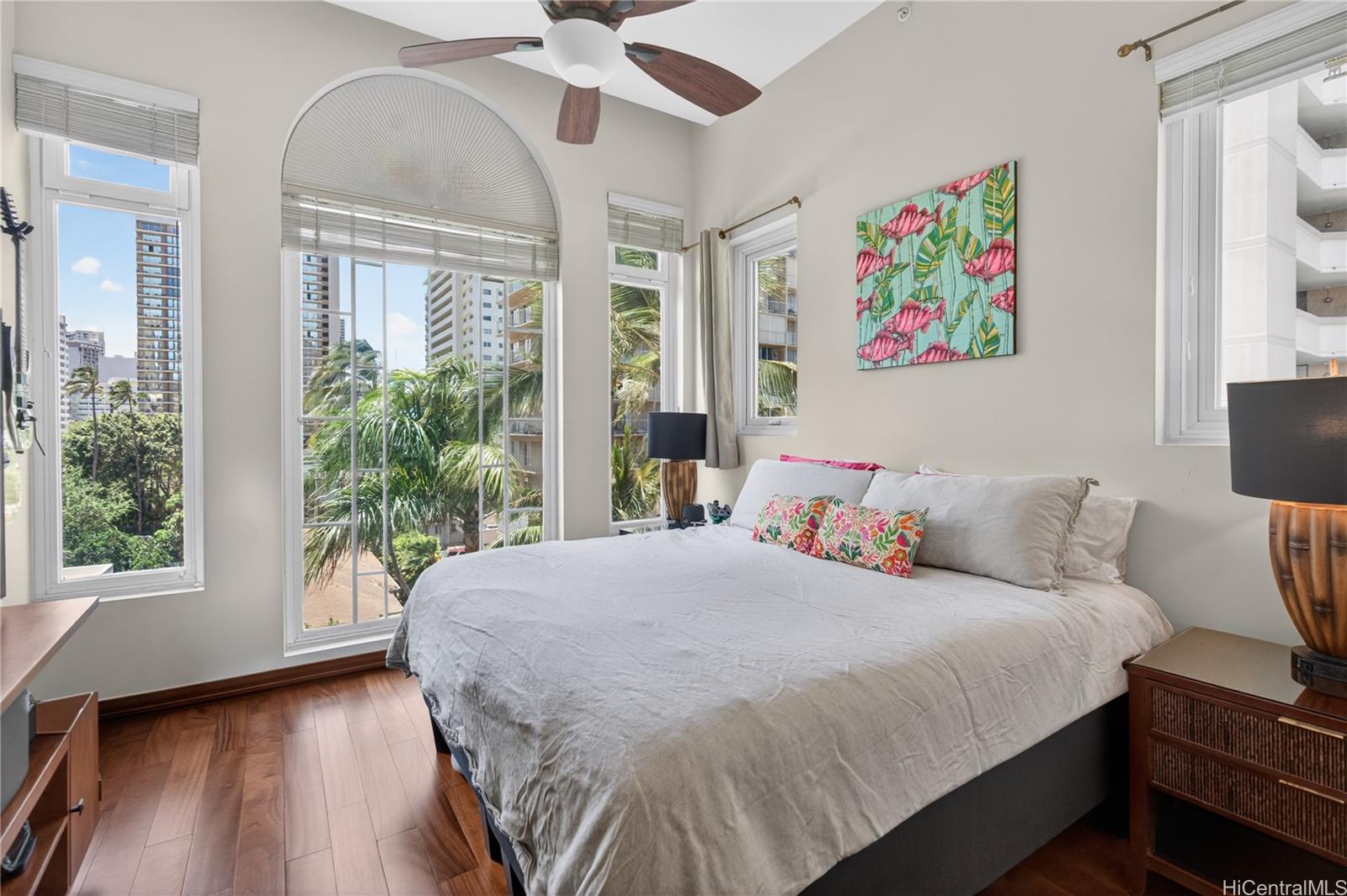 427 Launiu Street  Unit 501