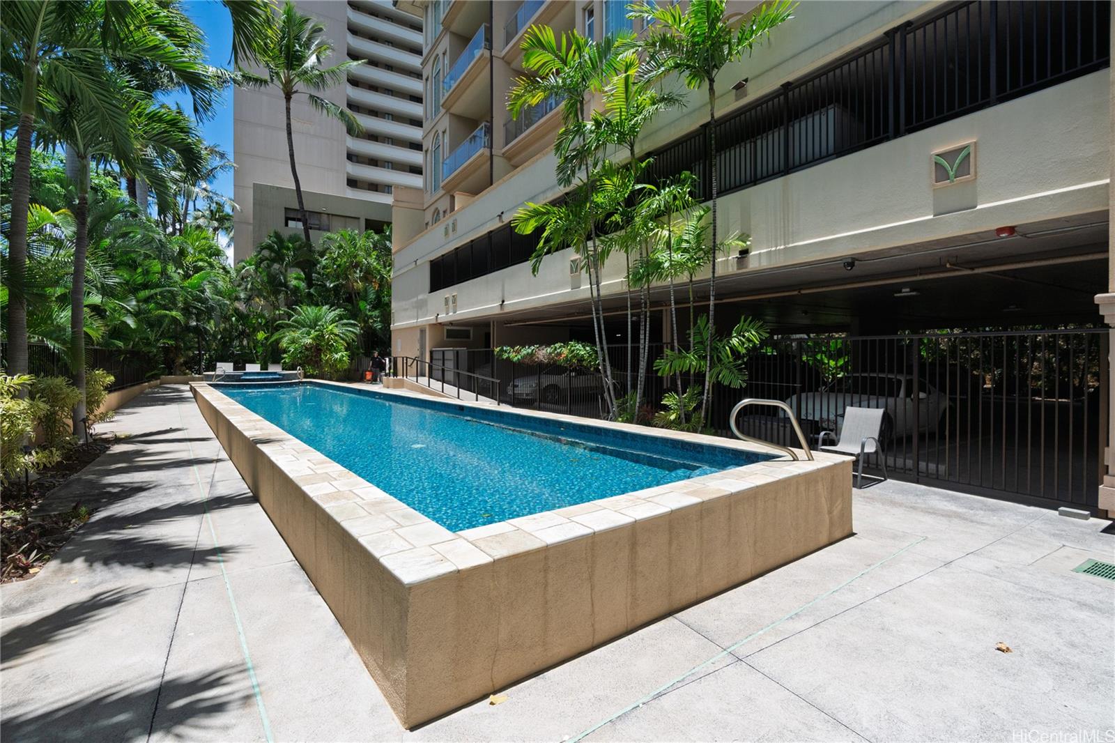 427 Launiu Street  Unit 501