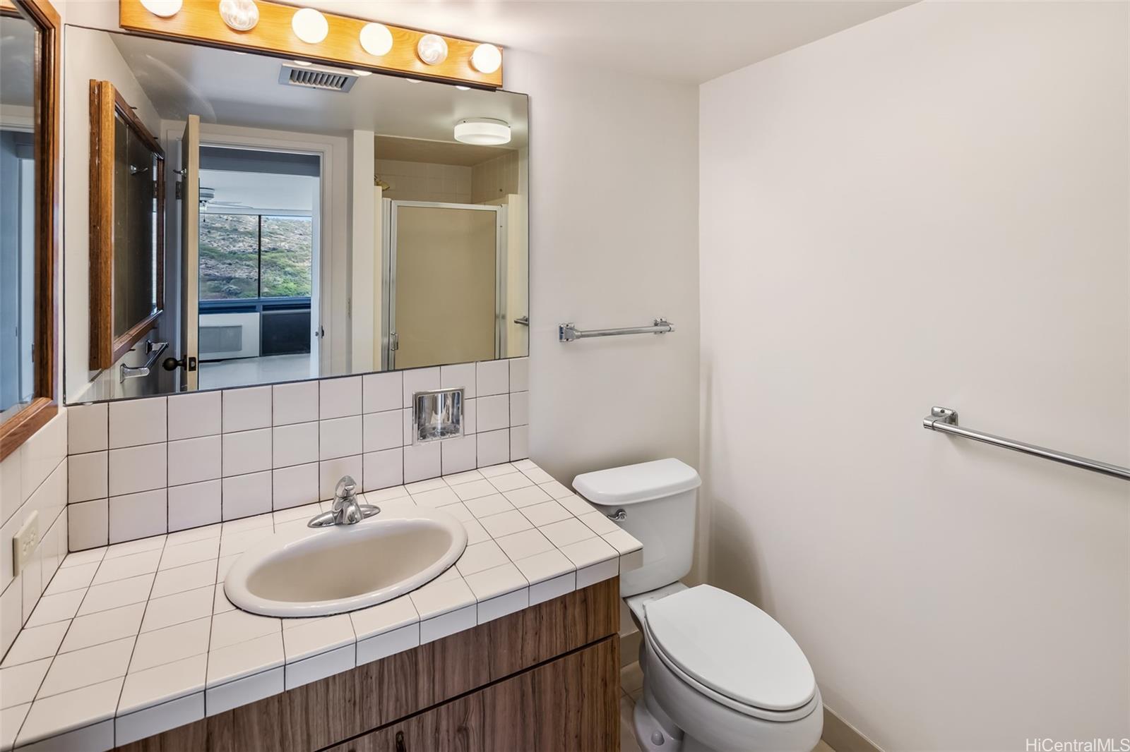 521 Hahaione Street  Unit 2-18K