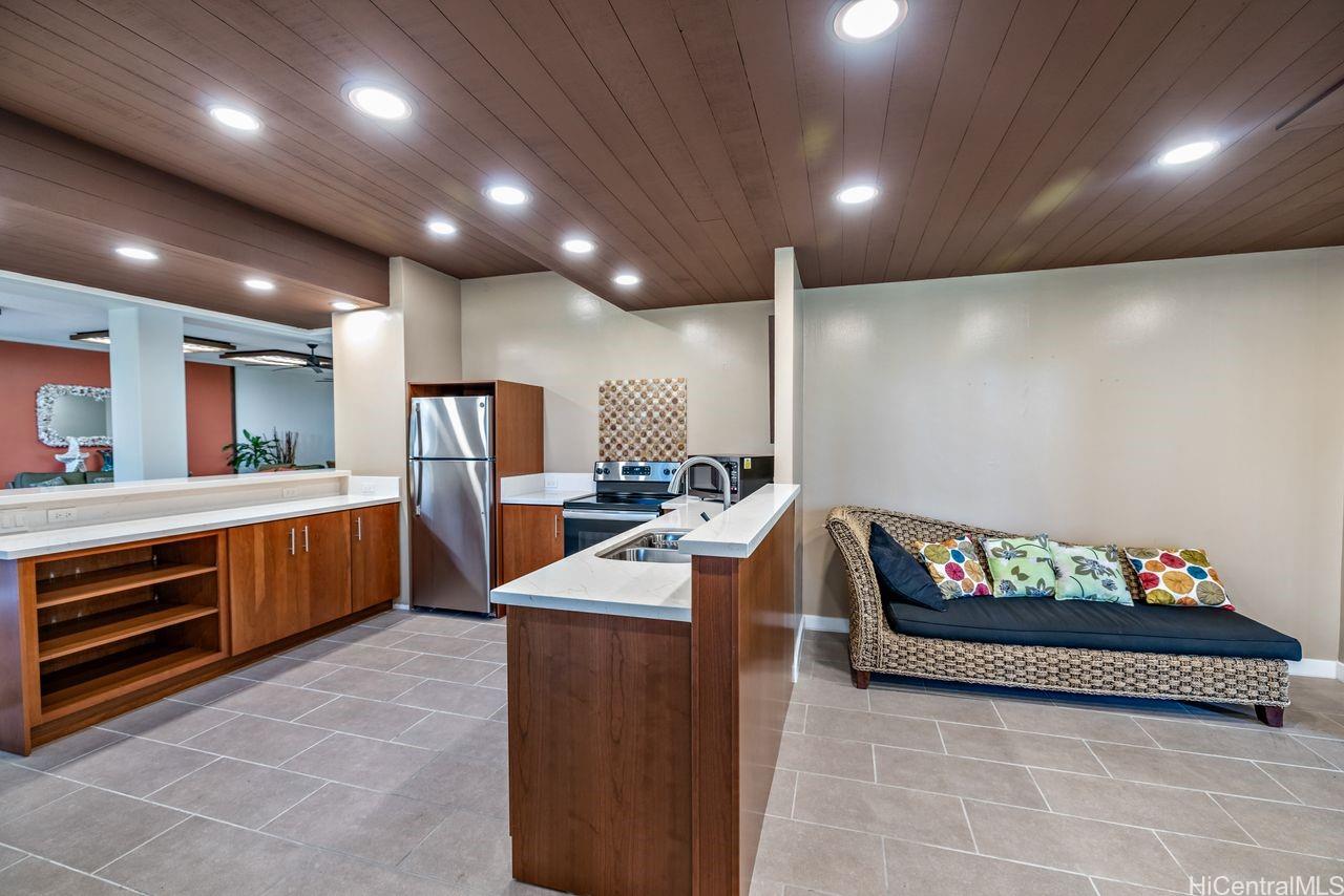 521 Hahaione Street  Unit 2-18K