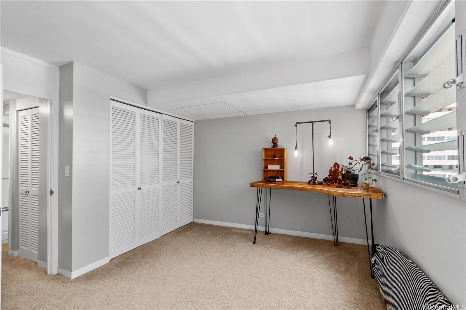 500 University Avenue  Unit 928