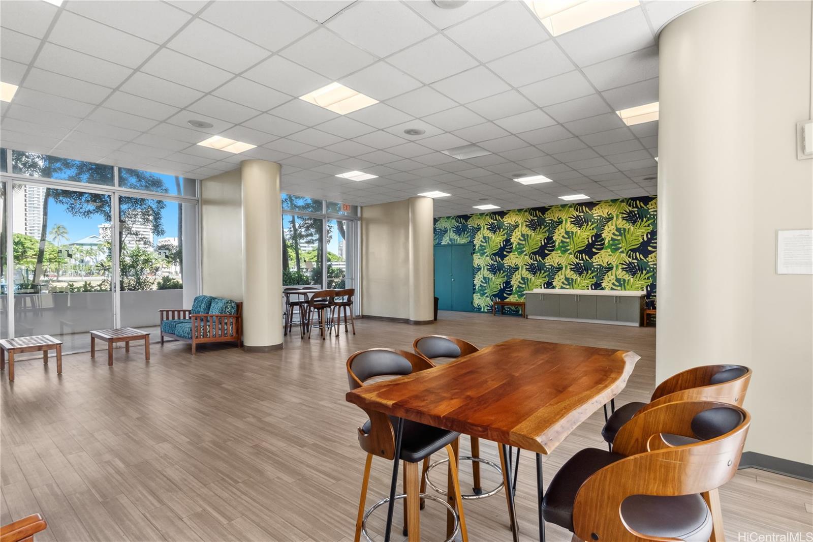 500 University Avenue  Unit 928