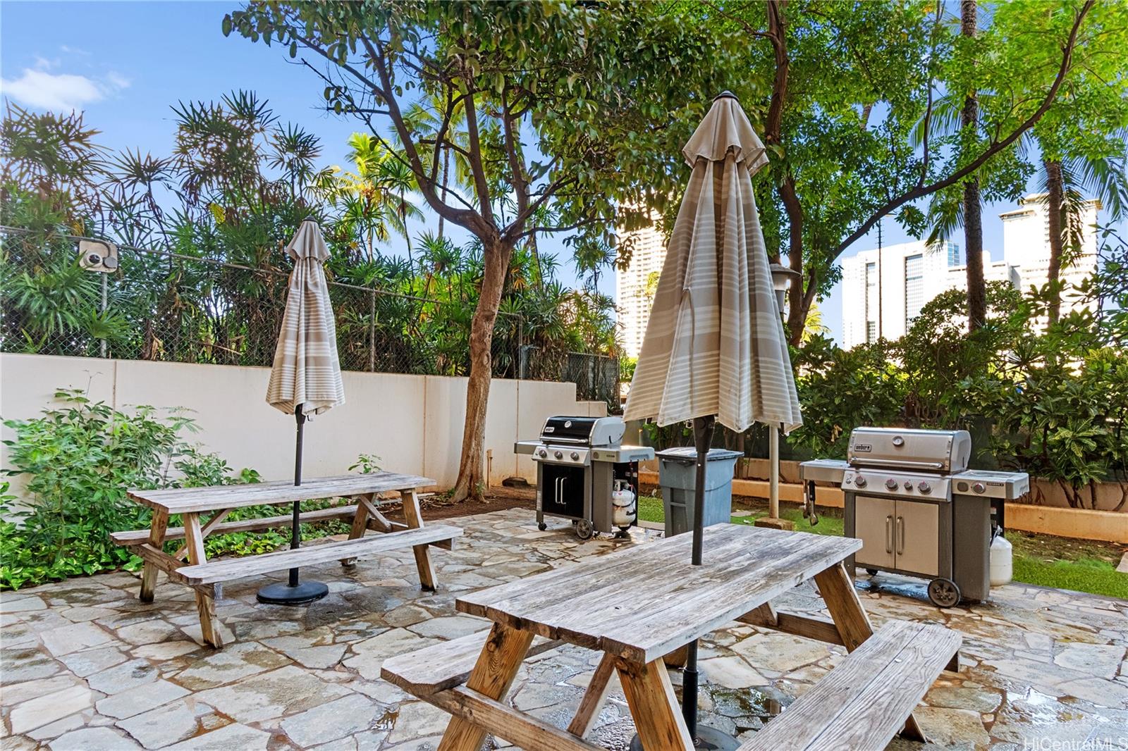 500 University Avenue  Unit 928