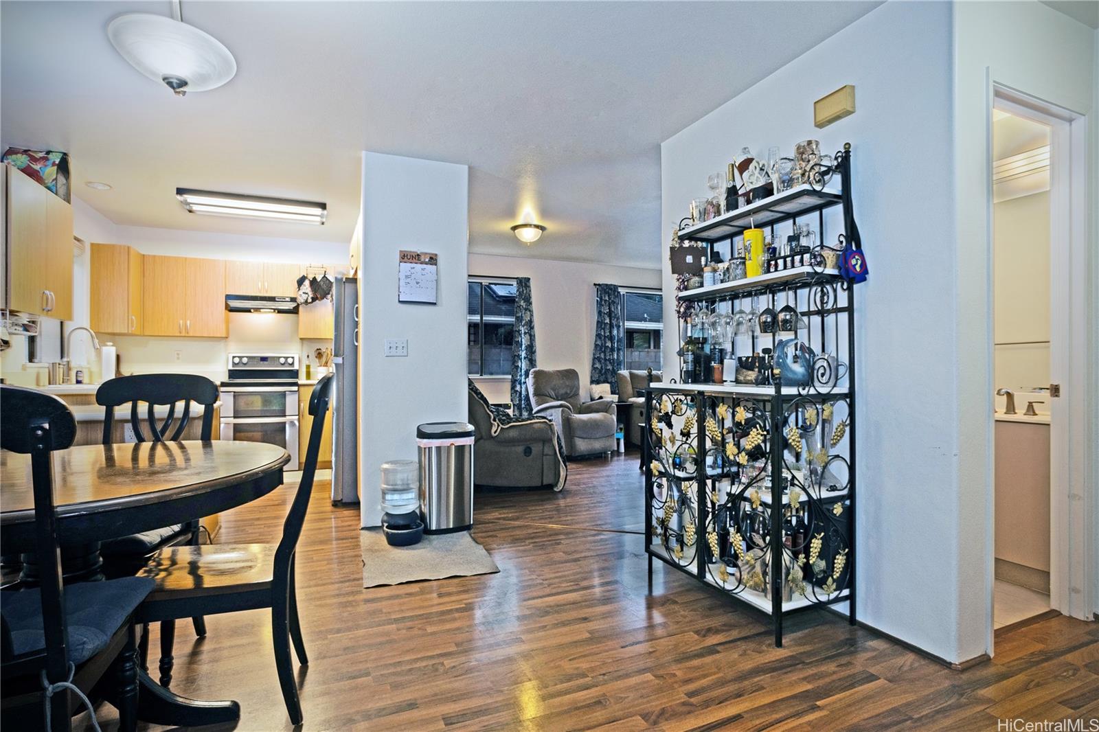 Photo 20 of 23