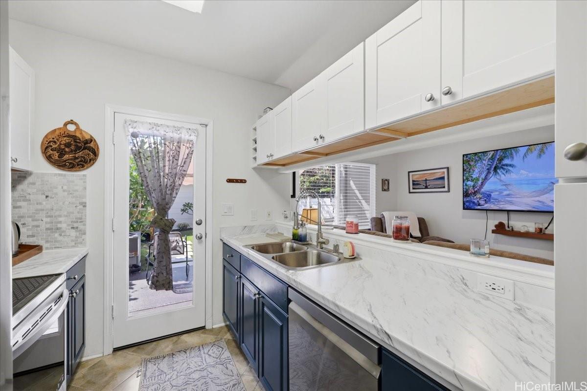91-1025 Kaileolea Drive  Unit J3