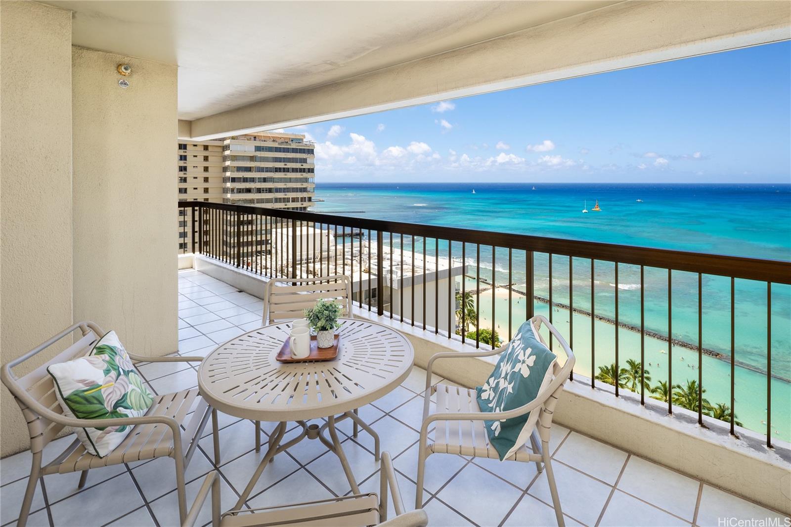 2470 Kalakaua Avenue 2201