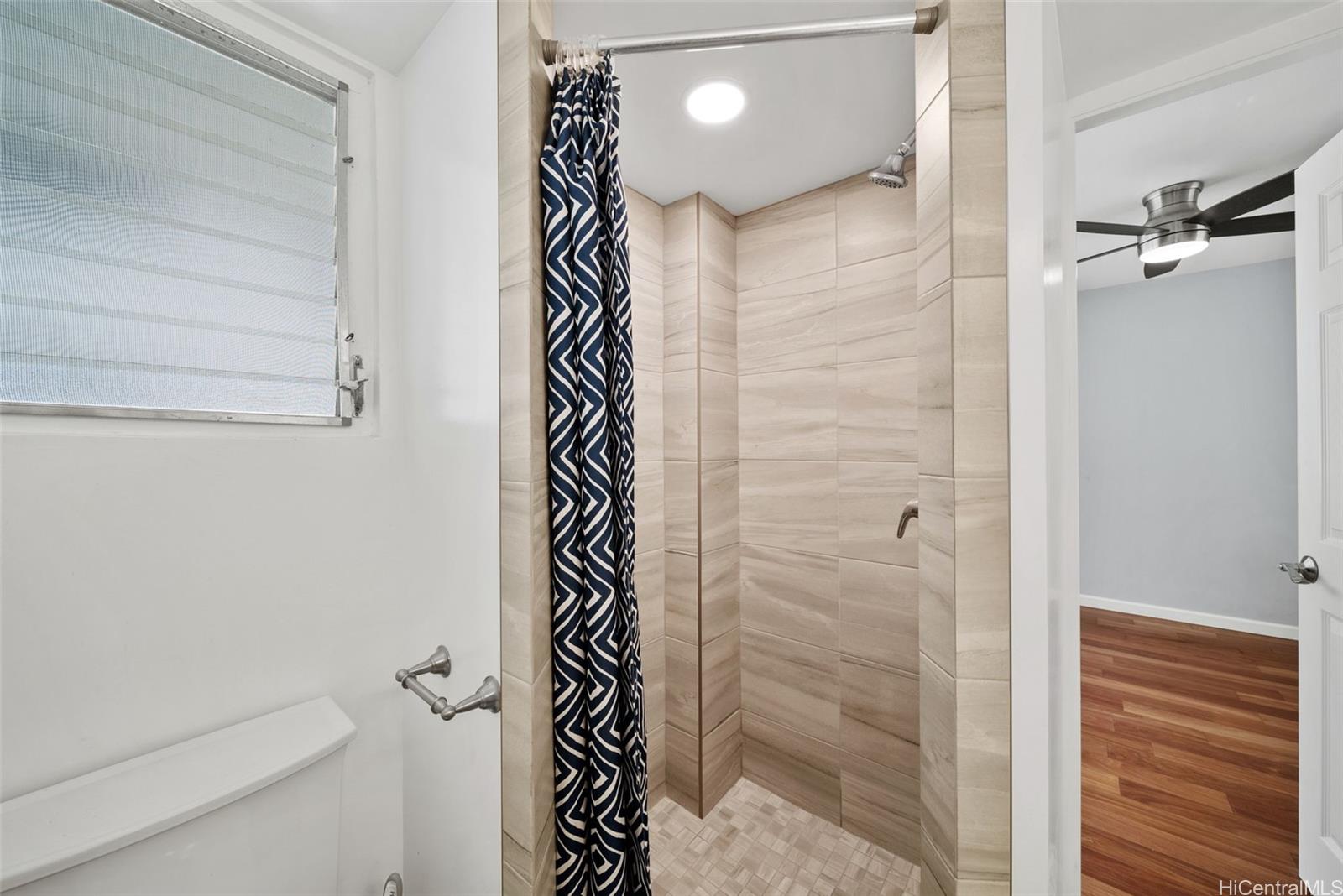 2957 Kalakaua Avenue  Unit 415