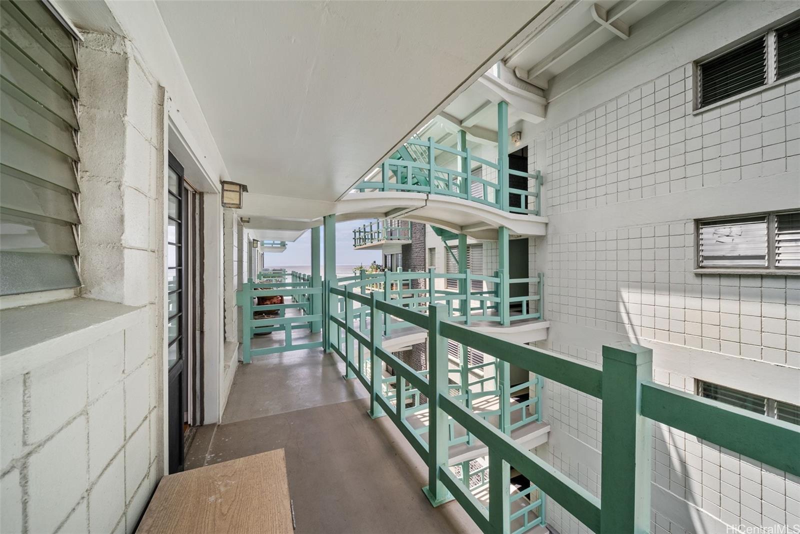 2957 Kalakaua Avenue  Unit 415