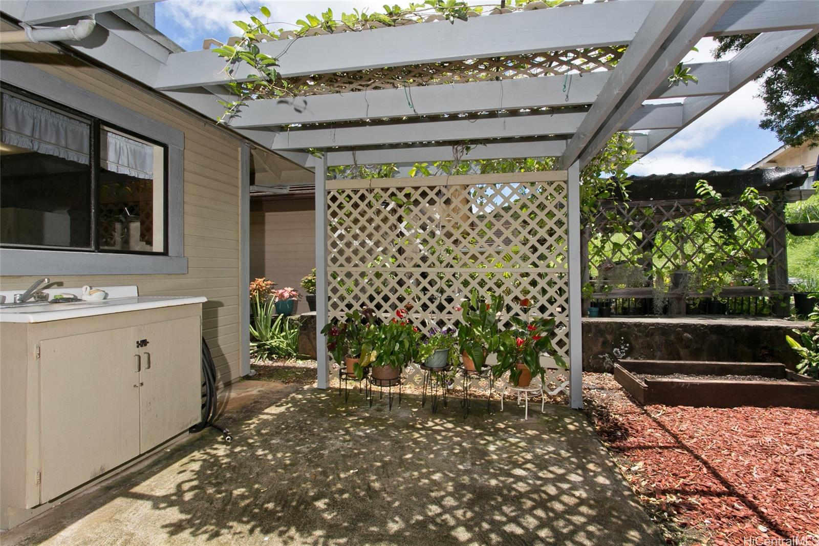 Photo 15 of 20
