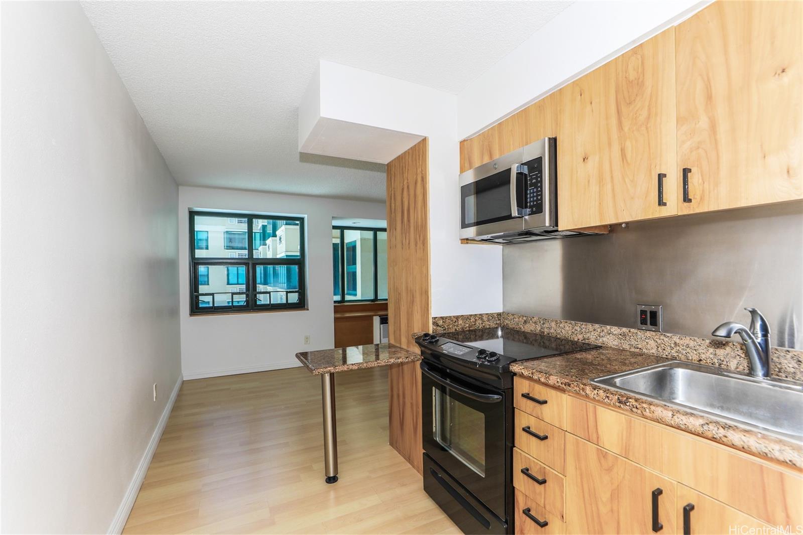 545 Queen Street  Unit 333