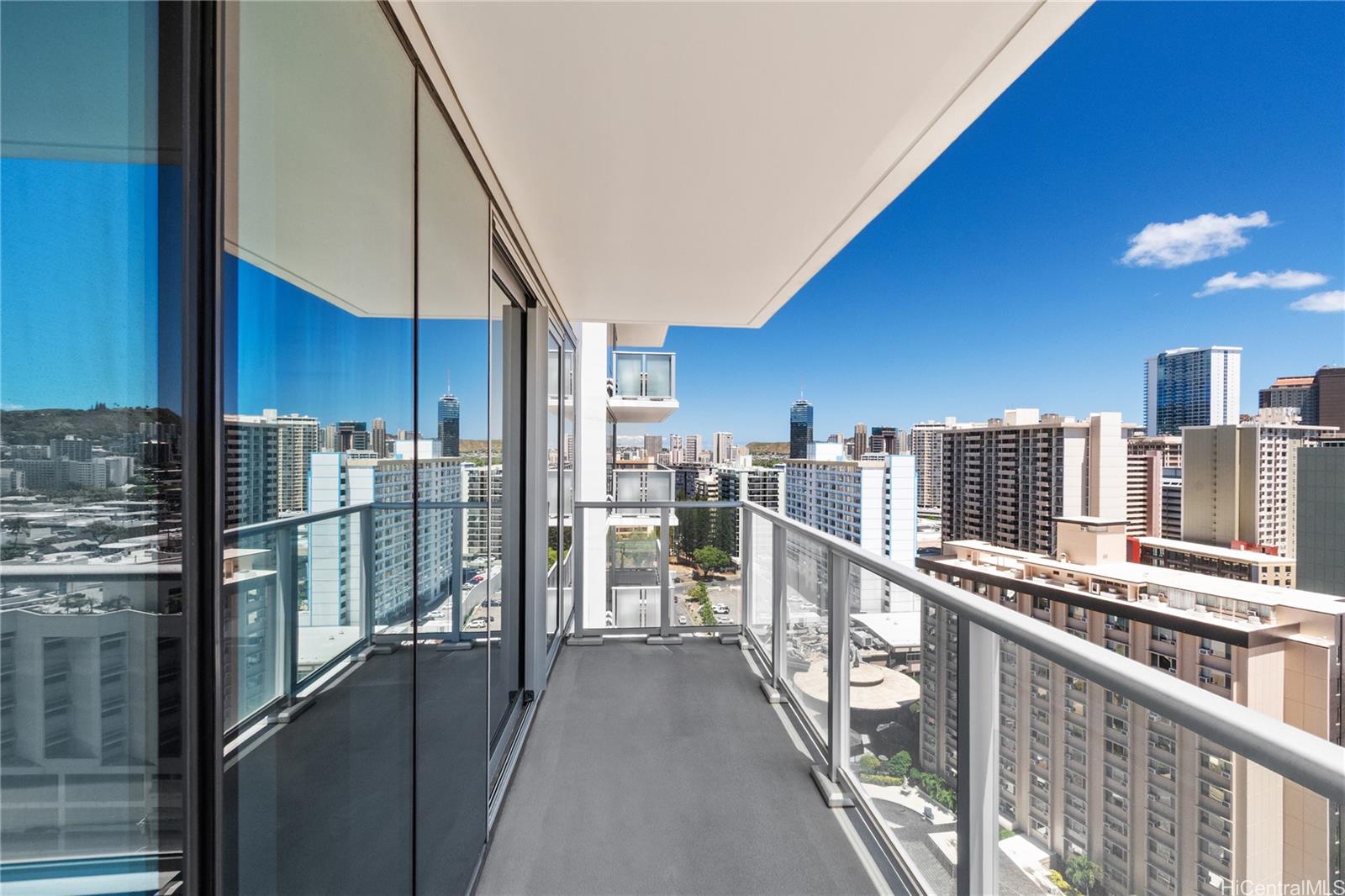 1500 Rycroft Street  Unit 1712R